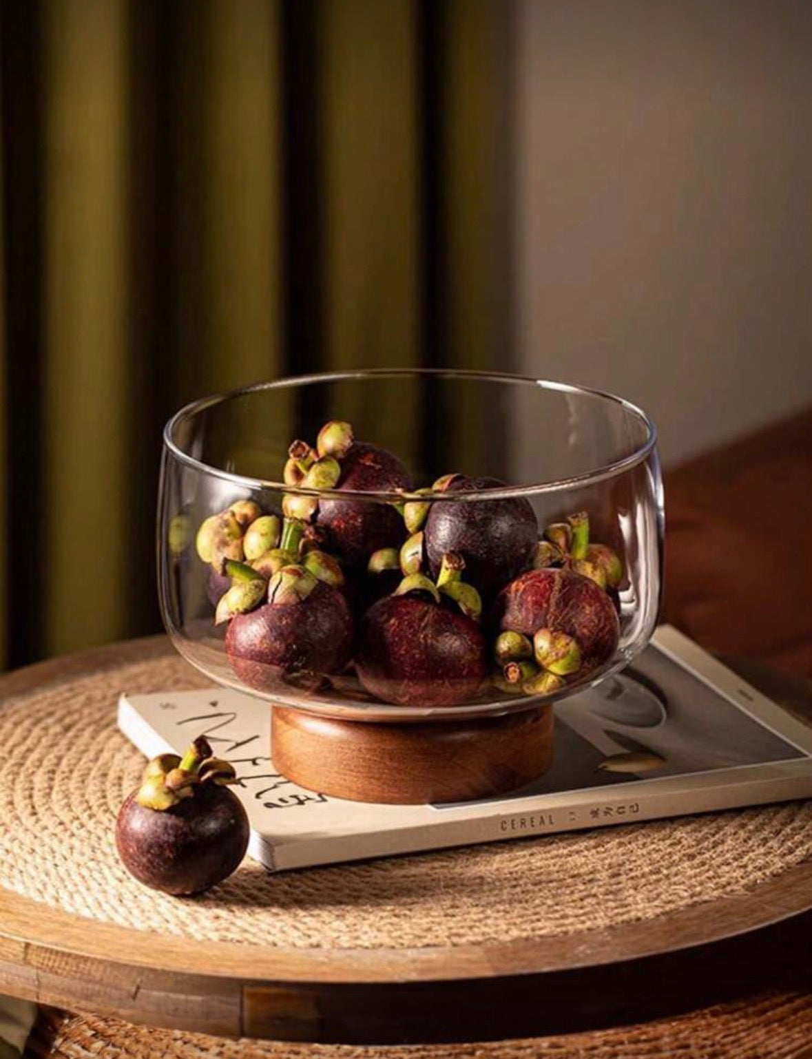 Wooden base fruit bowl